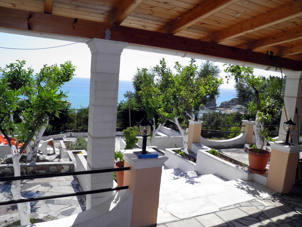 Akis Apartments Kontogialos-Pelekas Exterior photo