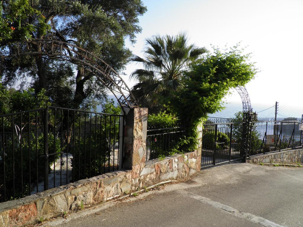 Akis Apartments Kontogialos-Pelekas Exterior photo